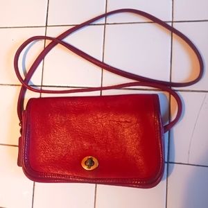 Coach bag in red cross body